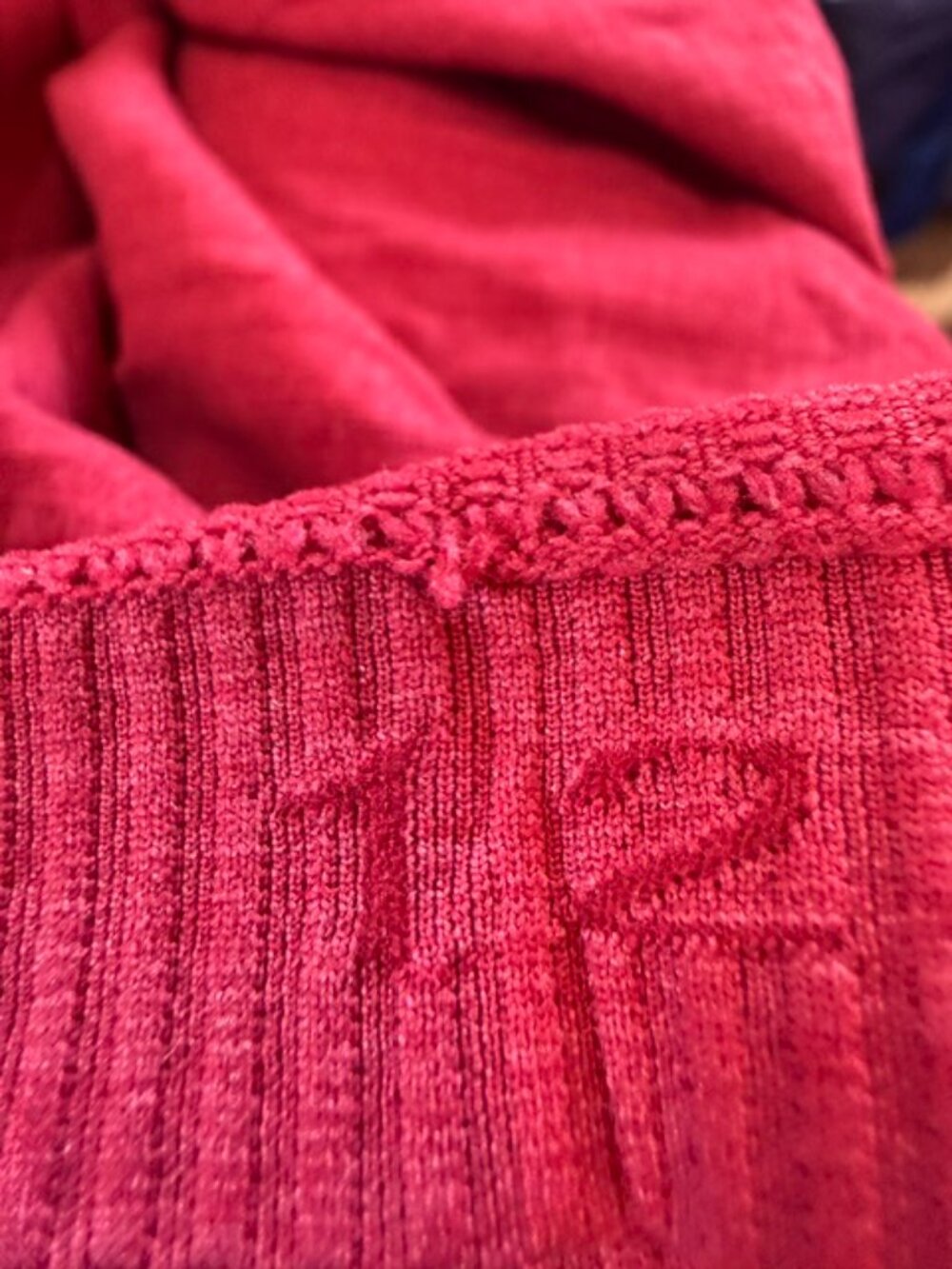 Lululemon Racerback Tank Built-In Bra Raspberry Size 12 - Picture 2 of 3